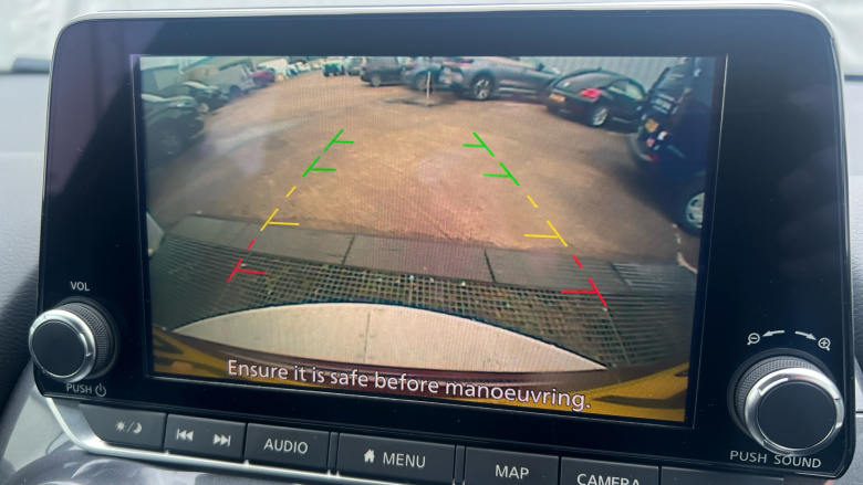 Nissan Juke 1.0 DiG-T 114 N-Connecta 5dr Petrol Hatchback